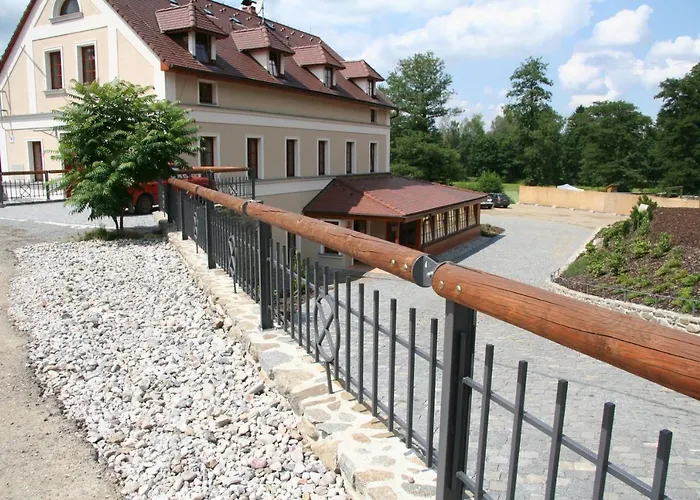 Pension Mlyn Stare Mitrovice