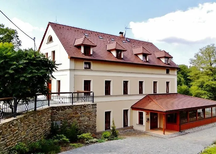 Pension Mlyn Stare Mitrovice