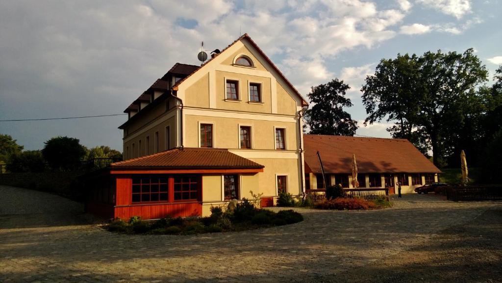 Mlyn Stare Mitrovice