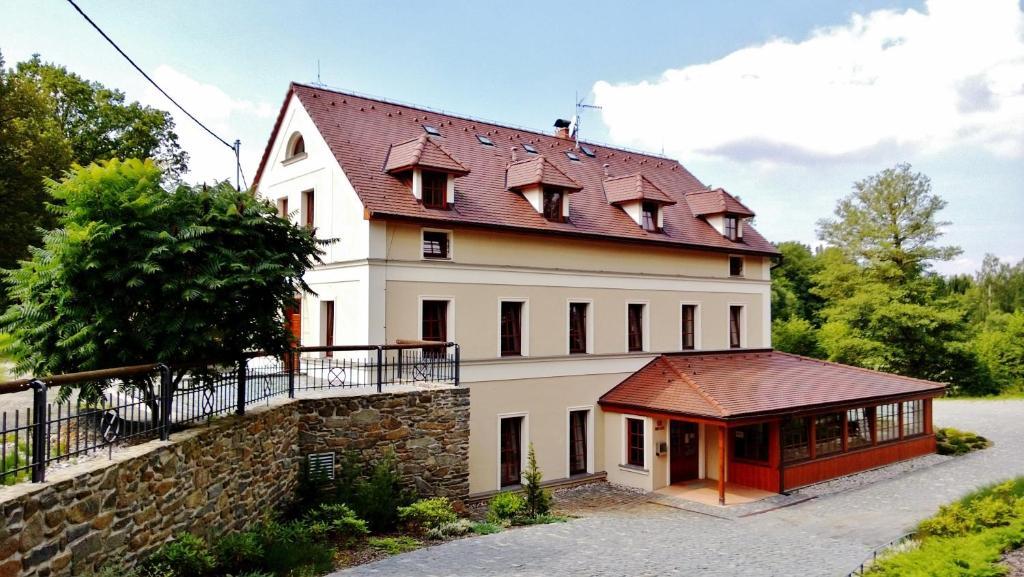 Mlyn Stare Mitrovice 3*